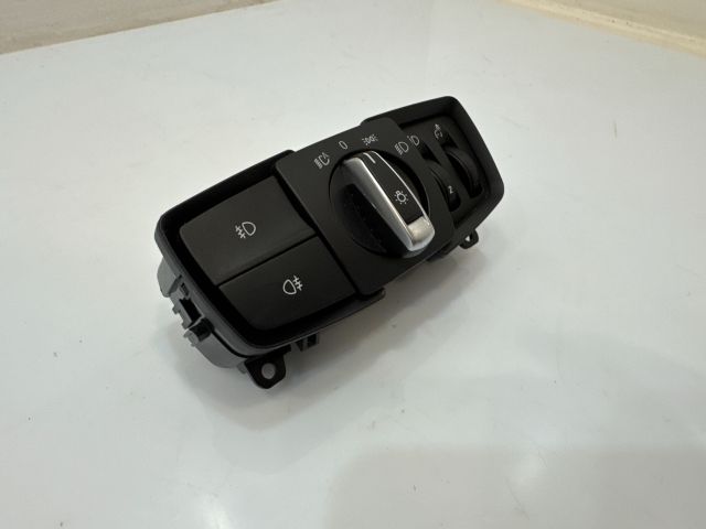 bontott BMW 3 F30-F35 Világítás Kapcsoló