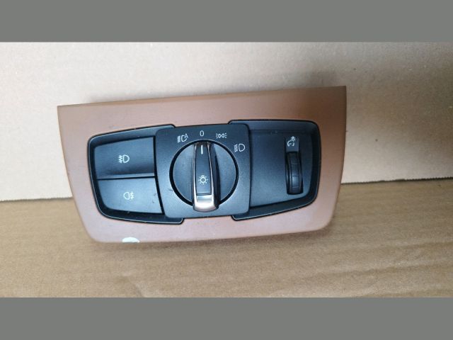 bontott BMW 3 F30-F35 Világítás Kapcsoló