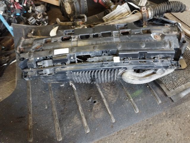 bontott BMW 3 F30-F35 Vonóhorog