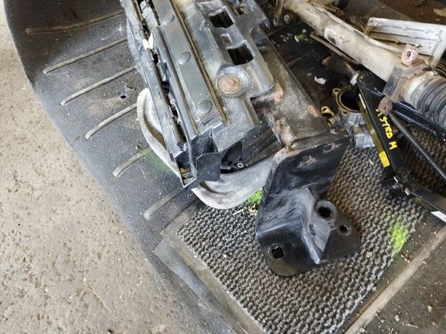 bontott BMW 3 F30-F35 Vonóhorog