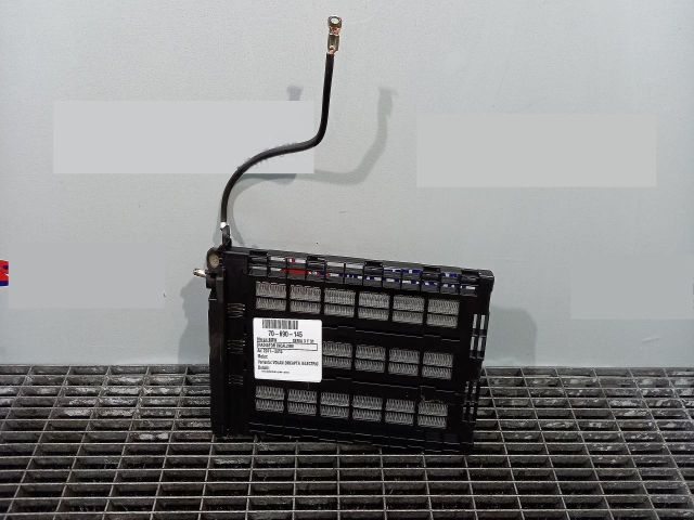 bontott BMW 3 F31 Fűtőradiátor