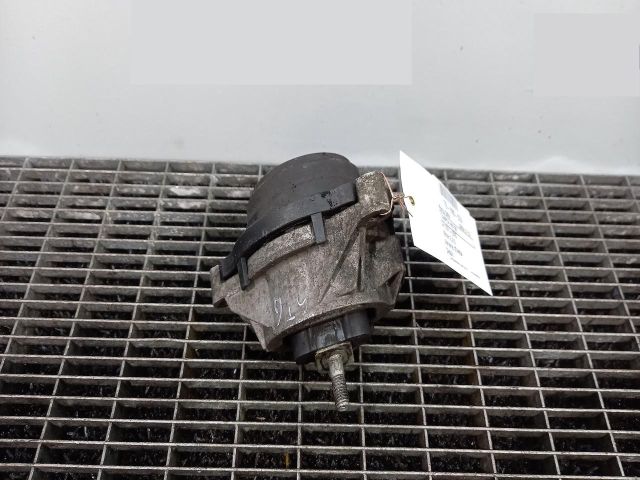 bontott BMW 3 F31 Motor Tartó Bak (Pozíciófüggetlen)