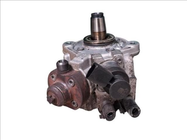 bontott BMW 3 F31 Nagynyomású Szivattyú