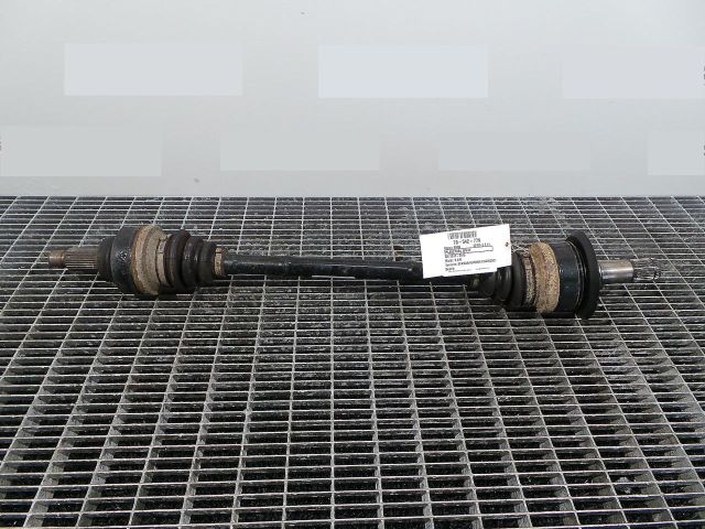 bontott BMW 3 F31 Bal hátsó Féltengely