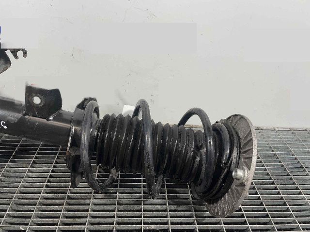 bontott BMW 3 F31 Első Rugó