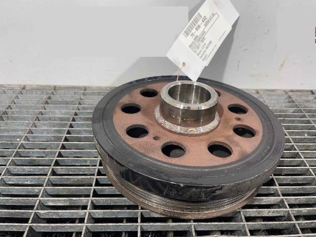 bontott BMW 3 F31 Főtengely Szíjtárcsa