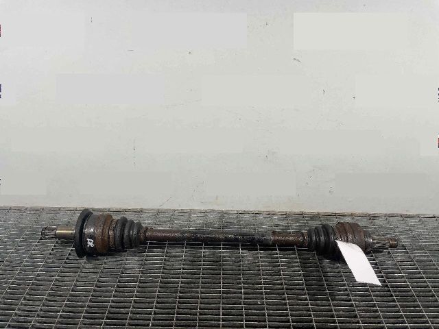 bontott BMW 3 F31 Jobb hátsó Féltengely