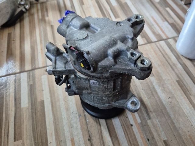 bontott BMW 3 F31 Klímakompresszor