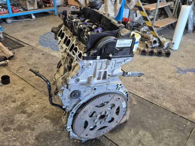 bontott BMW 3 F31 Motor (Fűzött blokk hengerfejjel)