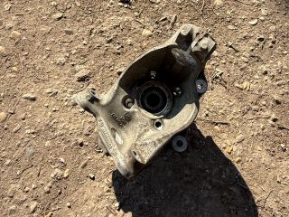 bontott BMW 3 F31 Jobb első Csonkállvány Kerékaggyal