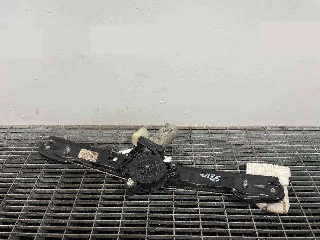 bontott BMW 3 F31 Bal hátsó Ablakemelő Szerkezet (Elektromos)