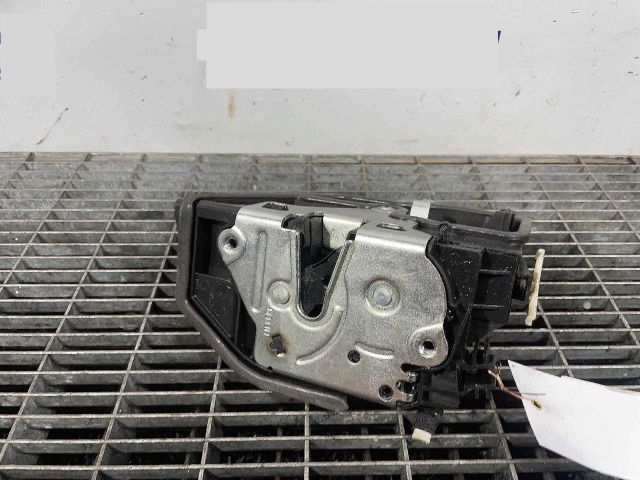 bontott BMW 3 F31 Bal hátsó Ajtózár