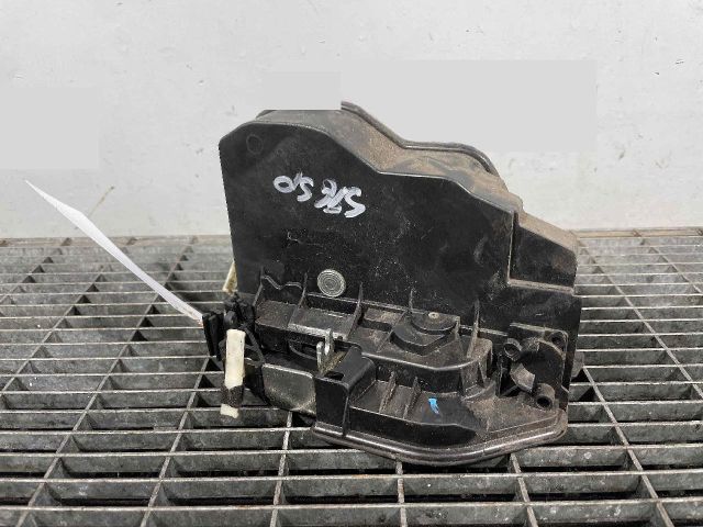 bontott BMW 3 F31 Bal hátsó Ajtózár