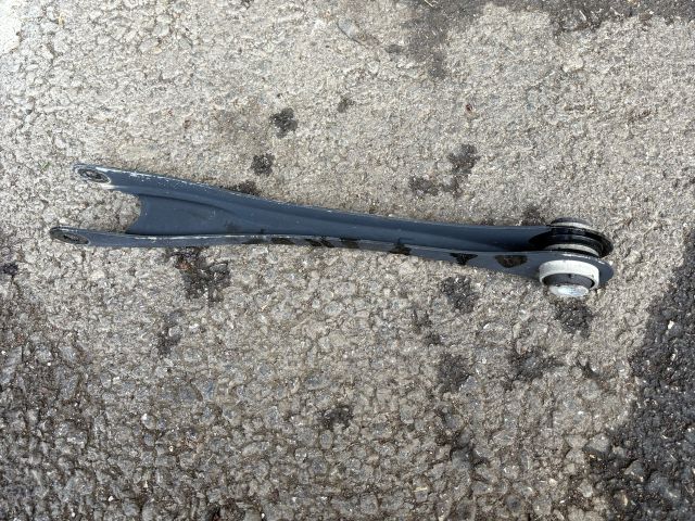 bontott BMW 3 F31 Bal hátsó Alsó Hátsó Lengőkar