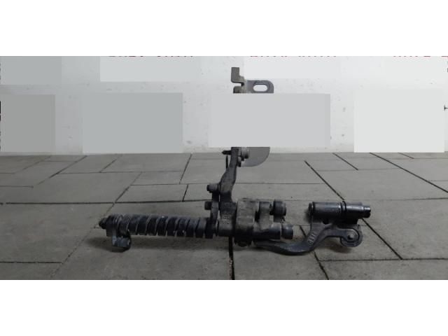 bontott BMW 3 F31 Csomagtérajtó Bal Zsanér