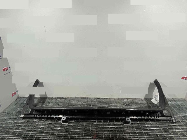 bontott BMW 3 F31 Csomagtérajtó Díszléc