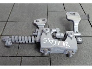 bontott BMW 3 F31 Csomagtérajtó Jobb Zsanér