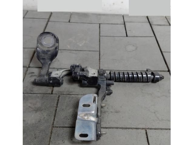 bontott BMW 3 F31 Csomagtérajtó Jobb Zsanér