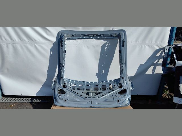 bontott BMW 3 F31 Csomagtérajtó (Üres lemez)