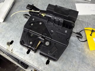 bontott BMW 3 F31 Csomagtérajtó Zárszerkezet