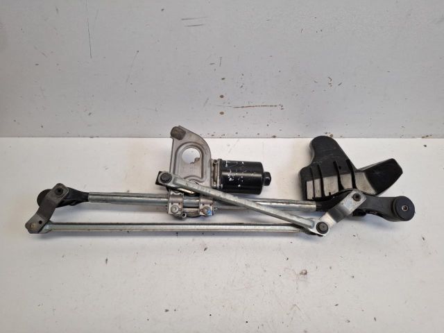 bontott BMW 3 F31 Első Ablaktörlő Szerkezet Motorral