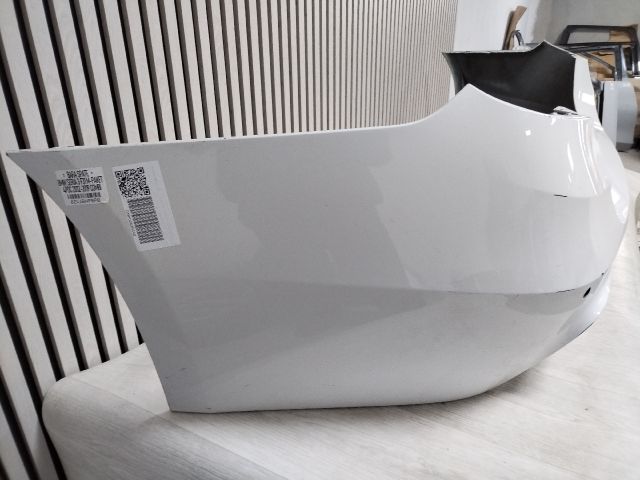 bontott BMW 3 F31 Hátsó Lökhárító (Üresen)