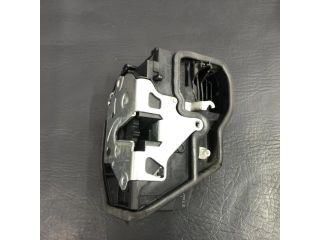 bontott BMW 3 F31 Jobb hátsó Ajtózár