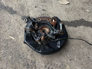 bontott BMW 3 F31 Jobb hátsó Csonkállvány Kerékaggyal