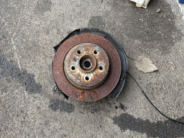 bontott BMW 3 F31 Jobb hátsó Csonkállvány Kerékaggyal