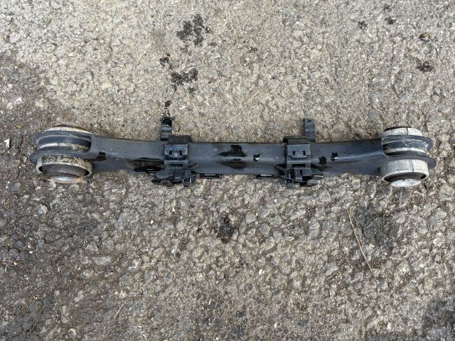 bontott BMW 3 F31 Jobb hátsó Felső Lengőkar