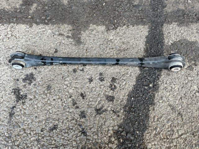 bontott BMW 3 F31 Jobb hátsó Felső Lengőkar