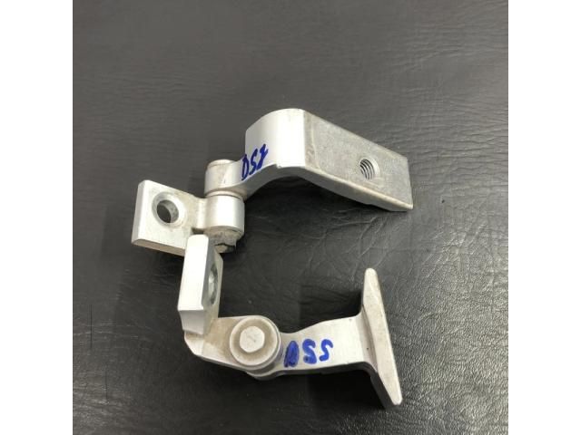 bontott BMW 3 F31 Jobb hátsó Zsanér