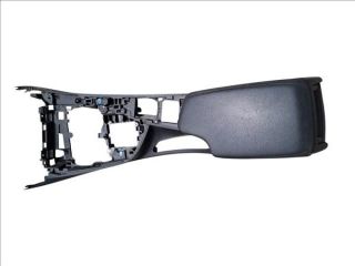 bontott BMW 3 F31 Könyöklő