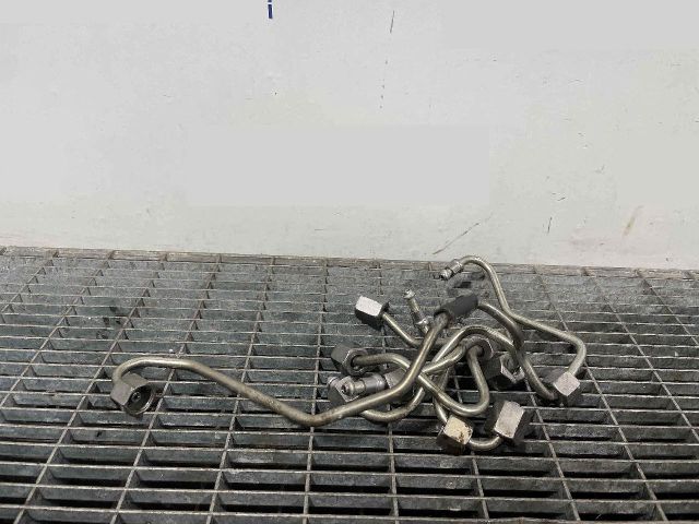 bontott BMW 3 F31 Üzemanyagcső