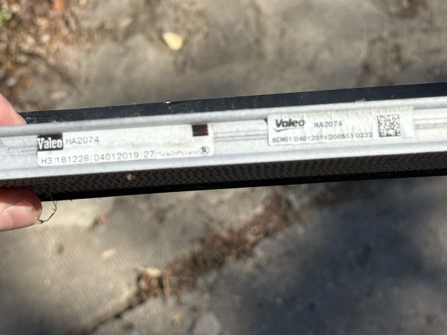 bontott BMW 3 G20-G80 Automata Váltó Olajhűtő