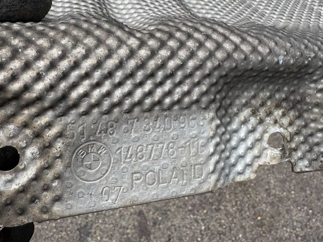 bontott BMW 3 G20-G80 Leömlő Hővédő Lemez