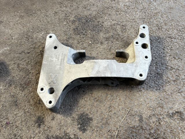 bontott BMW 3 G20-G80 Váltó Tartó Bak (Pozíciófüggetlen)