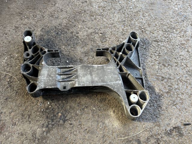 bontott BMW 3 G20-G80 Váltó Tartó Bak (Pozíciófüggetlen)