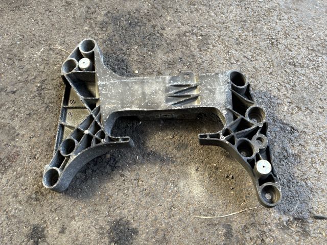 bontott BMW 3 G20-G80 Váltó Tartó Bak (Pozíciófüggetlen)