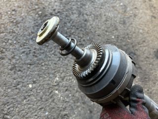 bontott BMW 3 G20-G80 Bal hátsó Féltengely