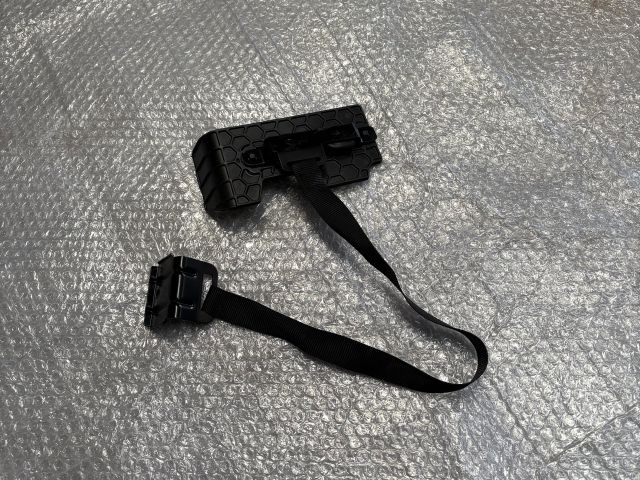 bontott BMW 3 G20-G80 Akkumulátor Leszorító