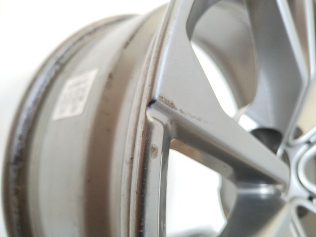 bontott BMW 3 G20-G80 Alufelni (1 db)