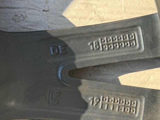 bontott BMW 3 G20-G80 Alufelni (1 db)