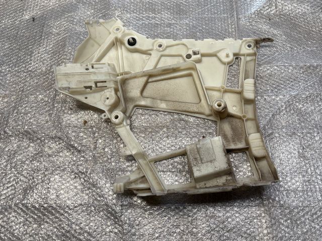 bontott BMW 3 G20-G80 Bal hátsó Oldal Lökhárító Tartó (Műanyag)