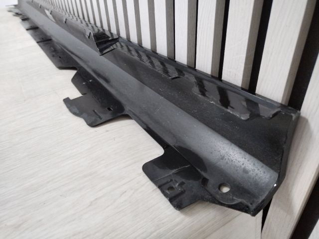 bontott BMW 3 G20-G80 Bal Küszöb