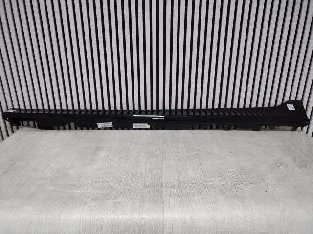 bontott BMW 3 G20-G80 Bal Küszöb