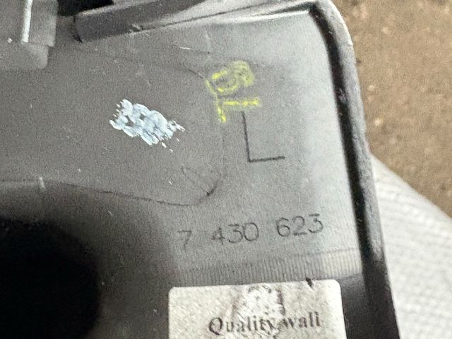 bontott BMW 3 G20-G80 Csomagtérajtó Burkolat (Részeivel)