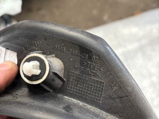 bontott BMW 3 G20-G80 Csomagtérajtó Burkolat (Részeivel)