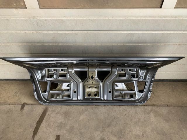 bontott BMW 3 G20-G80 Csomagtérajtó (Üres lemez)