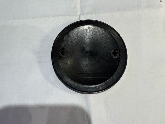 bontott BMW 3 G20-G80 Első Embléma